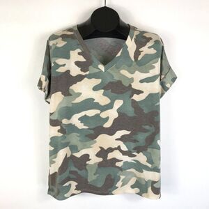 Zenana Outfitters V-Neck Camouflage Print Tee Women's Medium Short Sleeve Boxy